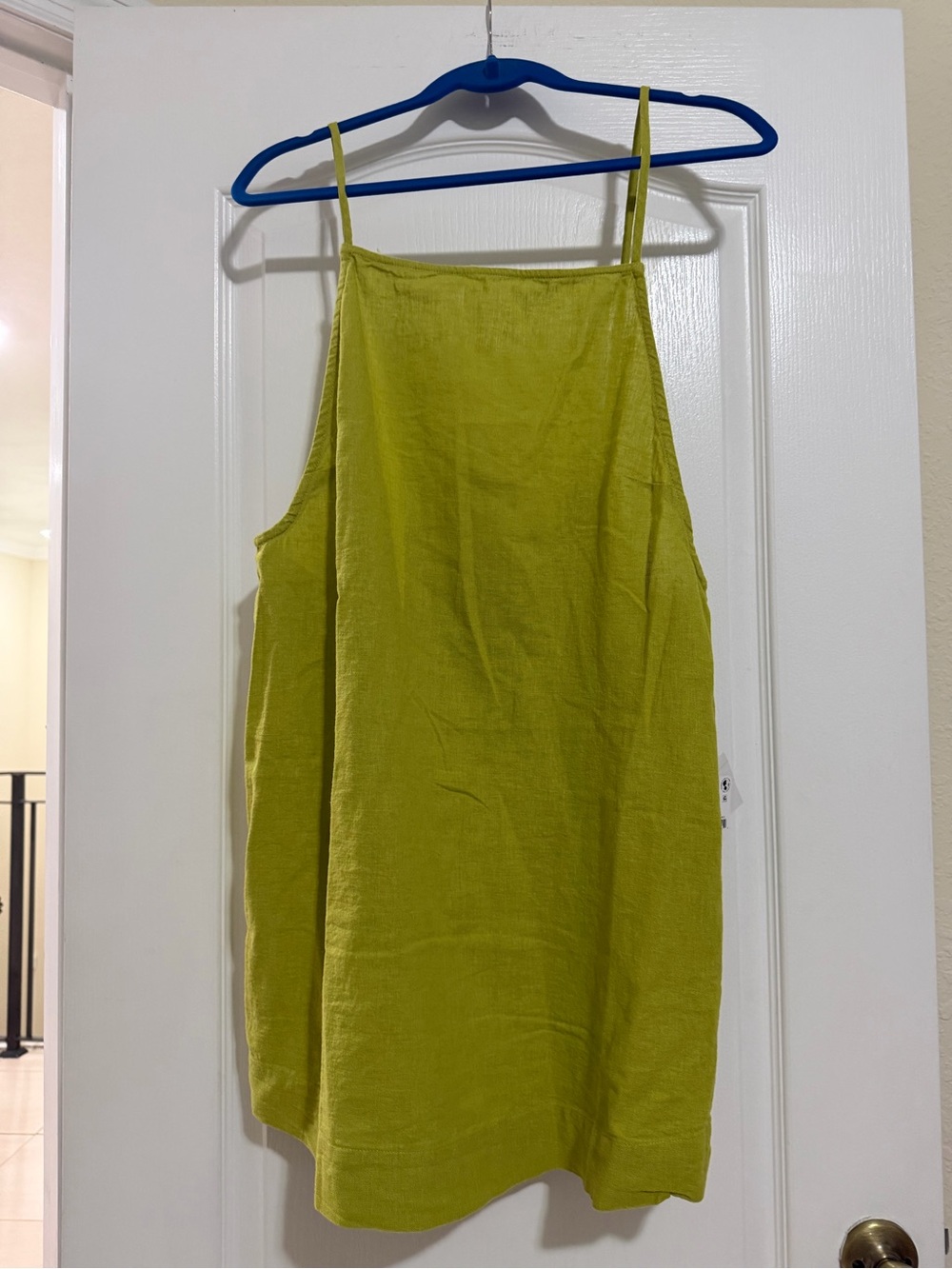 Linen-Feel Spaghetti Strap Camisole in Lime Green